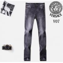 大好評 2026春夏新作ヴェルサーチ VERSACE ジーンズ