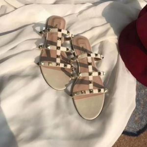 2026春夏新作 サンダル ヴァレンティノ VALENTINO 3色可選 驚きの破格値大得価