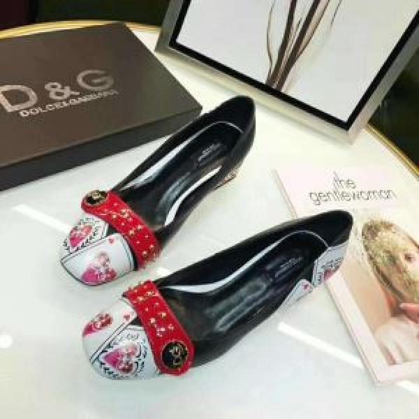 上質な素材採用ドルチェ＆ガッバーナ Dolce&Gabbana 2026春夏新作 2色選択可 太ヒール/スティックヒール