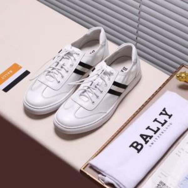 2026最安値！バリー BALLY スニーカー柔軟 2色可選 期間限定特別価格