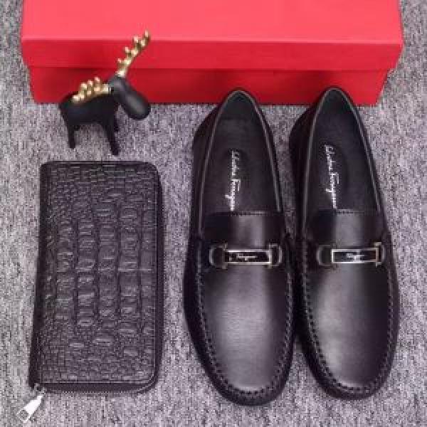 大人キレイめ 2026新品入荷 フェラガモ FERRAGAMO カジュアルシューズ