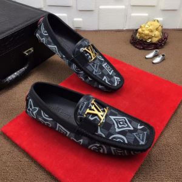 目前の注目ブランド ルイ ヴィトン 18ＳＳ美品LOUIS VUITTON 2色可選 カジュアルシューズ
