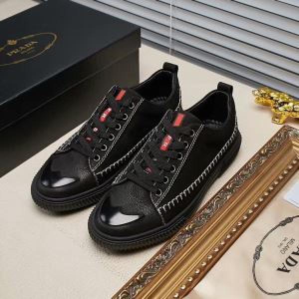 人気急上昇中 2026春夏新作プラダ PRADA  カジュアルシュッズ