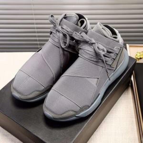 個性的なモデル 2色可選 Y-3 ワイ.スリーランニングシューズ2026年春夏入荷