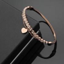 ブレスレット追跡あり☆入手困難!!2025春夏新作 ティファニー Tiffany&Co.220.