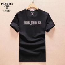 しわになりにくい プラダ PRADA  半袖Tシャツ 2026春夏新作 3色可選 大胆なデザイン