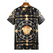 着回し度抜群 半袖Tシャツ 2026春夏新作 絶妙な新商品 ヴェルサーチ VERSACE