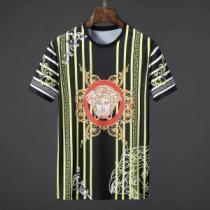 しわになりにくい ヴェルサーチ VERSACE 半袖Tシャツ 2026春夏新作 主役級のアイテム