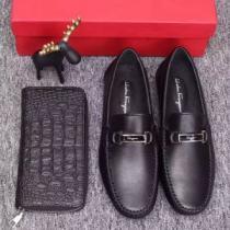 大人キレイめ 2026新品入荷 フェラガモ FERRAGAMO カジュアルシューズ