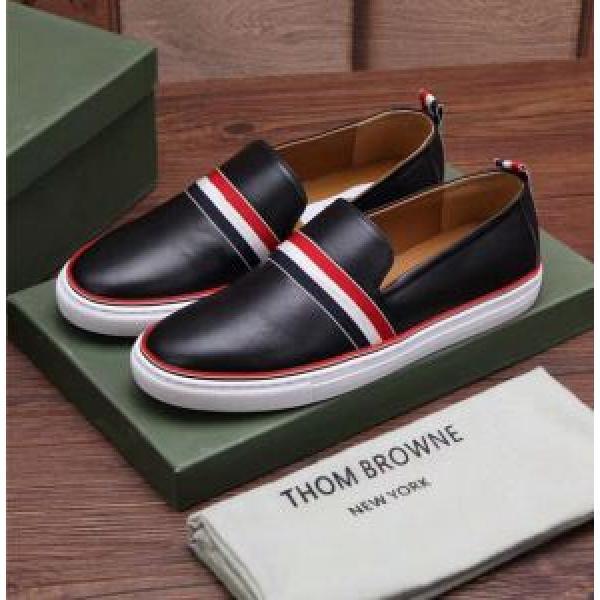 キレイめおしゃれ トムブラウン THOM BROWNE 2026年春夏シーズン カジュアルシューズ 2色可選