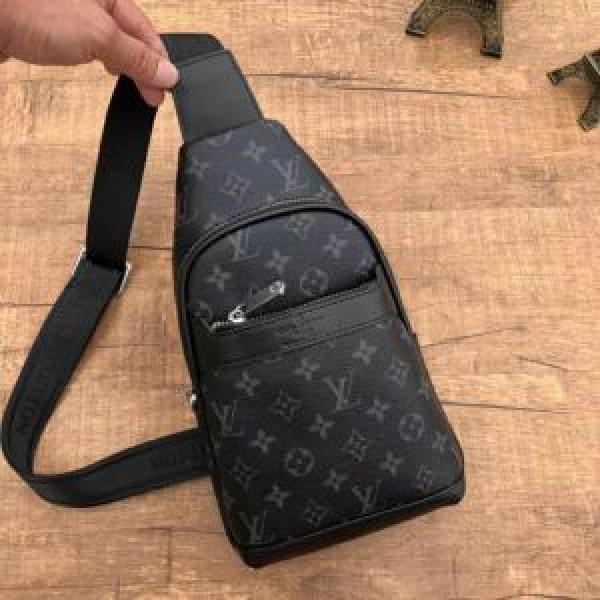 ファッショニスタ愛用 魅力をプラス ルイ ヴィトン LOUIS VUITTON 3色可選 2026最安値！ 斜め掛けバッグ.45.