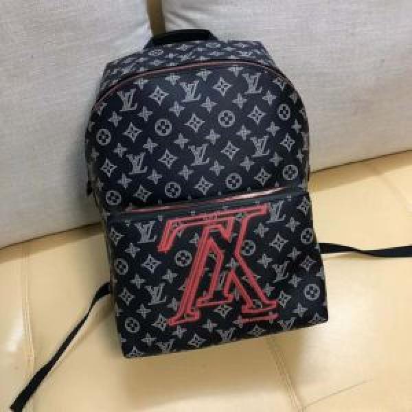 目前の注目ブランド リュック、バックパック 2026年春夏シーズン ルイ ヴィトン LOUIS VUITTON.45.
