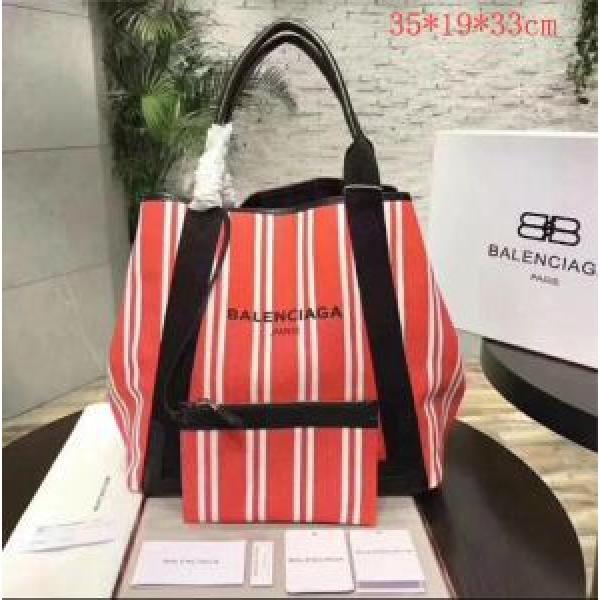 高級感漂うBALENCIAGAバレンシアガ偽物ショルダー付きレディーストートバッグ主役級のアイテム.51.
