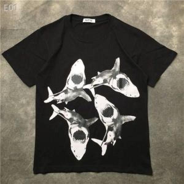 2026年人気満々のブランド 男女兼用 半袖Tシャツ ジバンシー GIVENCHY オシャレを満喫できる