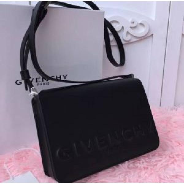 ジバンシー GIVENCHY  日本限定素材 多色可選 2026最安値！ バッグ レディース 激安特売中.81.