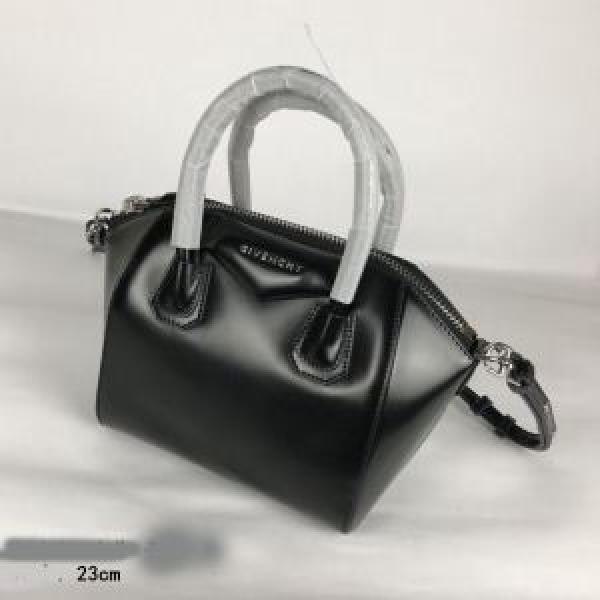 2025最安値！ジバンシー GIVENCHY バッグ レディース 美品*入手困難.81.