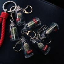 旬のアイテム キーホルダー シュプリーム SUPREME 2026人気の主流アイテム