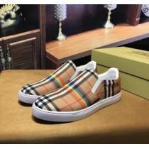 流行の注目ブランド バーバリー BURBERRY 2025【SALE！】 カジュアルシューズ 先行受注