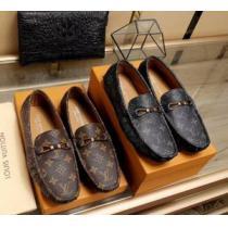 現代的な印象 2026年春夏入荷 カジュアルシューズ 2色可選 ルイ ヴィトン LOUIS VUITTON