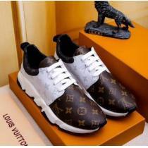 2026夏の定番新品到来! ルイ ヴィトン LOUIS VUITTON カジュアルシューズ 魅力をプラス