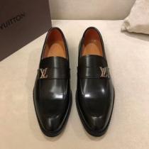 18ＳＳ美品 ルイ ヴィトン LOUIS VUITTON 数量限定再入荷 高級感が漂う ビジネスシューズ