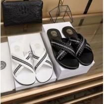 2色可選 2026夏の定番新品到来! ヴェルサーチ VERSACE サンダル 売上ランキング1位