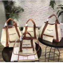 バレンシアガ 毎年流行り定番アイテムおすすめBALENCIAGAトートバッグ存在感を発揮する.51.