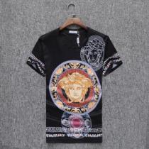 ヴェルサーチ VERSACE 人目を引く存在感 半袖Tシャツ 3色可選 2026【SALE！】