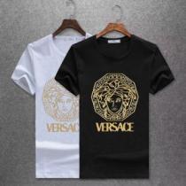 主役級のアイテム 品良く ヴェルサーチ VERSACE 18ＳＳ美品 半袖Tシャツ 2色可選