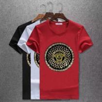 3色可選 2026年春夏シーズン 半袖Tシャツ 上品でベーシック ヴェルサーチ VERSACE