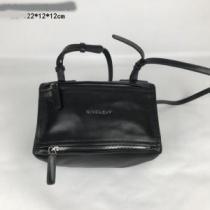 バッ グ レディース 最終数量限り！  ジバンシー GIVENCHY 2026最安値！ 販売限定.81.