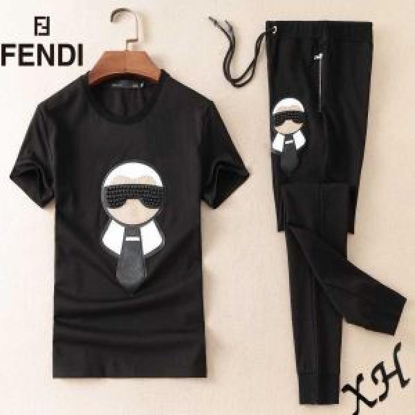 個性的なモデル フェンディ超定番人気 FENDI半袖Ｔシャツ2026年春夏入荷上下セット