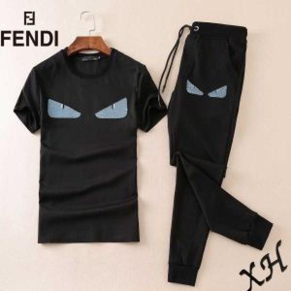 上品でベーシックフェンディ2026新品入荷 FENDI 上下セット稀少*入手困難 半袖Ｔシャツ