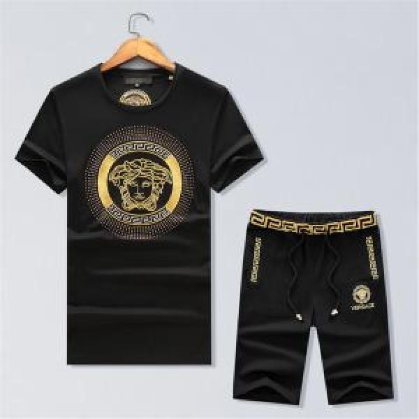 今年っぽくNEWファッション ヴェルサーチ2026最安値！ VERSACE トレンド新作 2色可選上下セット
