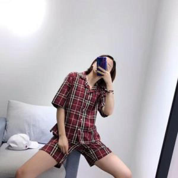 18ＳＳ美品 Tシャツ/半袖稀少*入手困難 バーバリー BURBERRY上下セットモデル大絶賛 2色可選