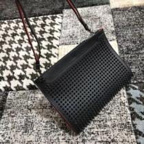 春夏大活躍 クリスチャンルブタン Christian Louboutin ショルダーバッグ ミックス感が溢れる.96.