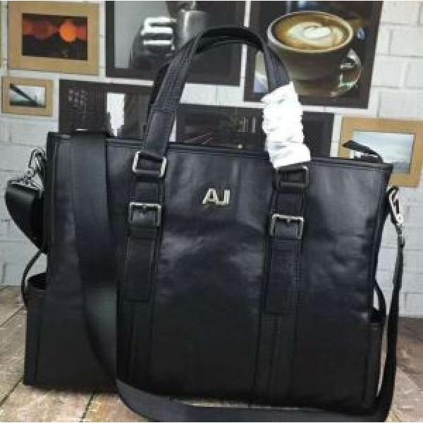 2026主役級のアイテム アルマーニ ARMANI ハンドバッグ.65.