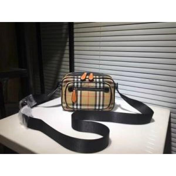2026大胆なスリット上品イテム バーバリー BURBERRY ショルダーバッグ.47.