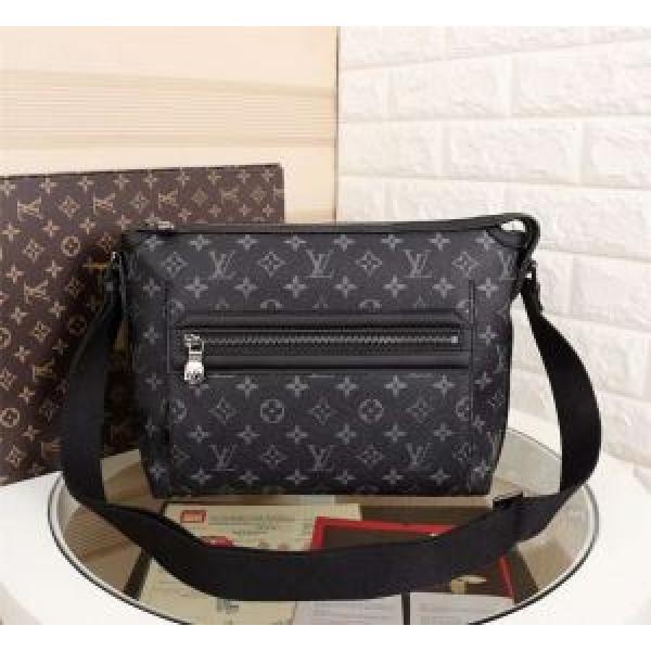 2026ファッションの最先端！ルイ ヴィトン LOUIS VUITTON ショルダーバッグ.45.