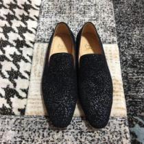 クリスチャンルブタン Christian Louboutin ファッションの最先端！カジュアルシューズ