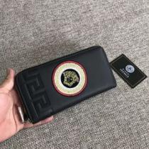2026新たな世界に新作通販 ヴェルサーチ VERSACE 長財布 人気が再燃！.176.