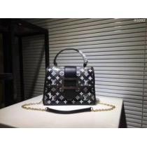 2026新品入荷  LOUIS VUITTON ルイ ヴィトン ショルダーバッグ 人気デザインで欲しい 4色可選.49..49..49..49..49..49..49..49..49..49..49..49.