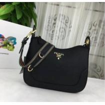 PRADA プラダ ショルダーバッグ ファッションの最先端！  3色可選 2026年春夏シーズン.68.