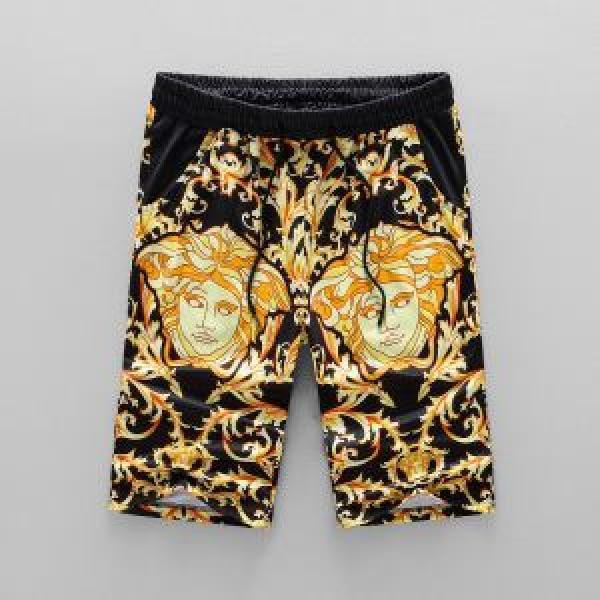 今っぽさ人気定番品 ブランド ジーンズ  新商品数量限定 ヴェルサーチ VERSACE 最高級品質の