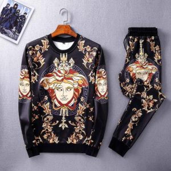 最近人気一番！ 上下セット 流行の注目ブランド ヴェルサーチ VERSACE 毎年流行り定番アイテムおすすめ