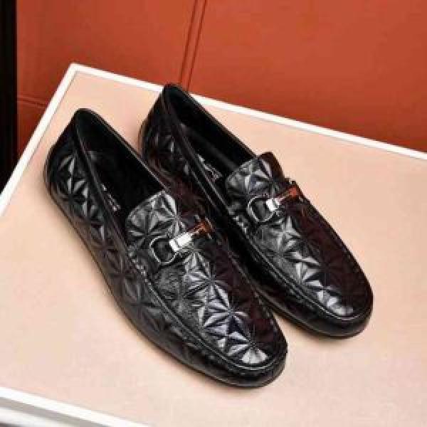 サルヴァトーレフェラガモ売上ランキング1位 FERRAGAMO カジュアルシューズ2026人気の主流アイテム