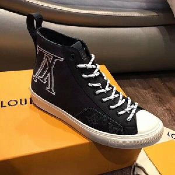 2026【SALE！】人気デザインで欲しい ルイ ヴィトン LOUIS VUITTON 2色可選 ハイトップシューズ