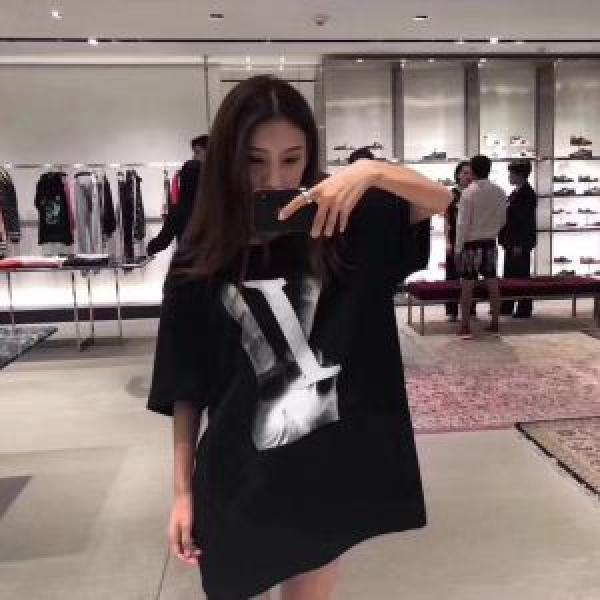 半袖/Tシャツ今季大人気新作登場ルイ ヴィトン華やかさ満点 LOUIS VUITTON 2色可選