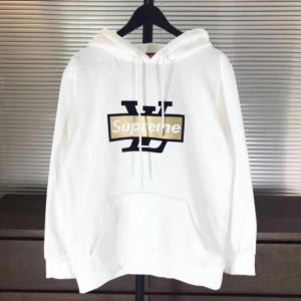 格好良いアイテム 最近人気一番！ シュプリーム SUPREME パーカー ミックス感が溢れる