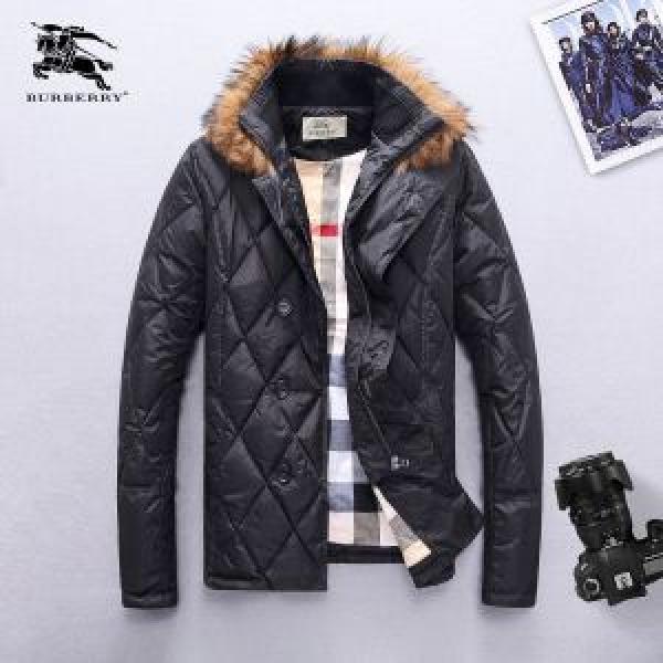 目前の注目ブランド  バーバリー BURBERRY  ダウンジャケット メンズ  首周りもあったかい 3色可選